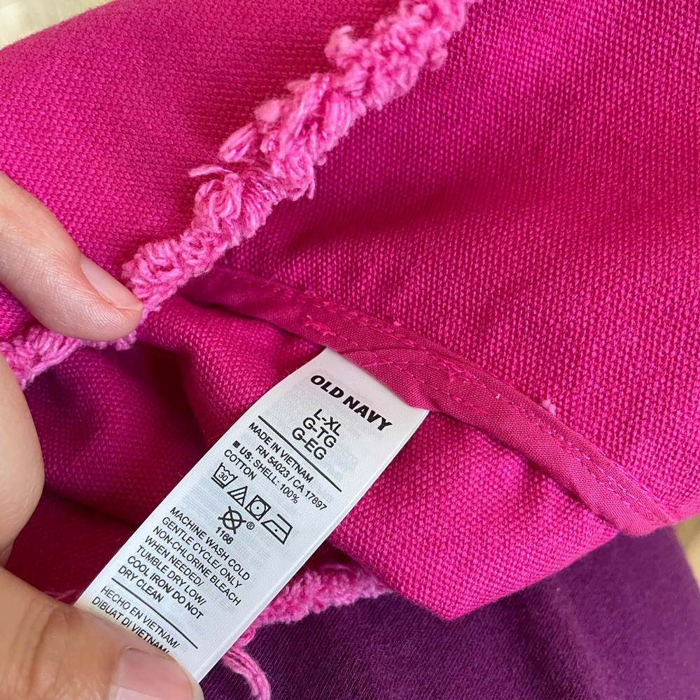 Hot Pink Frayed Denim Bucket Hat - Picture 4 of 4